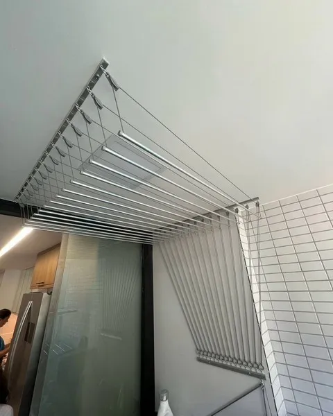 Instalação de varal em apartamento em Vitória