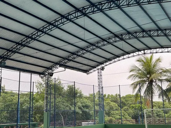 Rede de segurança para quadra de futebol